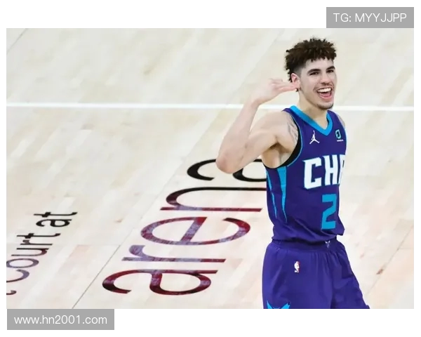 美媒热议湖人三巨头不愿无球对比库里团队篮球价值凸显